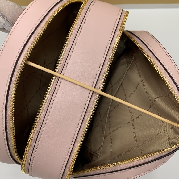 MICHAEL KORS JAYCEE MEDIUM BACKPACK LIGHT POWDER BLUSH SIGNATURE COLOR - Picture 13 of 16